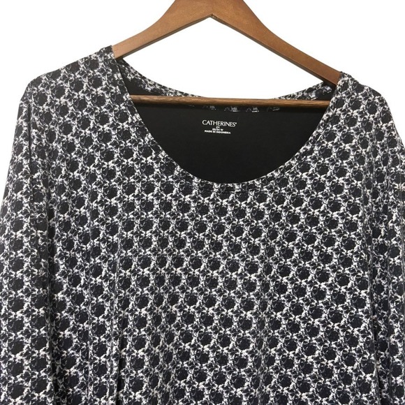 Catherines Womens‎ Black White Tunic Top 2X Abstract Geometric Stretch Mature - Picture 4 of 8